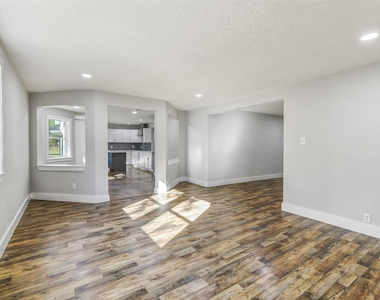 31423 Reids Prairie Road - Photo Thumbnail 16