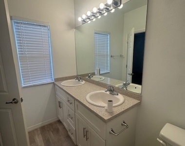 13420 Hidden Palms Cove - Photo Thumbnail 6