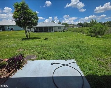 2422 Vernon Avenue S - Photo Thumbnail 12