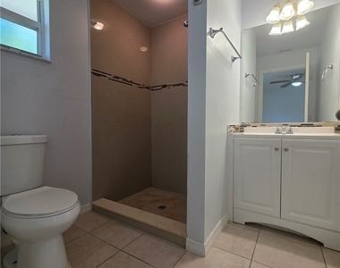 2422 Vernon Avenue S - Photo Thumbnail 11