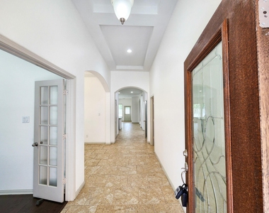 4515 Greenleaf Drive - Photo Thumbnail 1