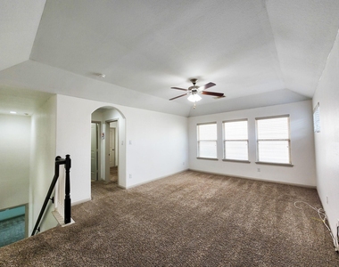 4515 Greenleaf Drive - Photo Thumbnail 24