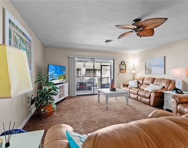 1203 Sw 48th Terrace - Photo Thumbnail 16