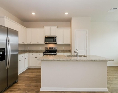 7618 Tipton Meadow Way - Photo Thumbnail 5