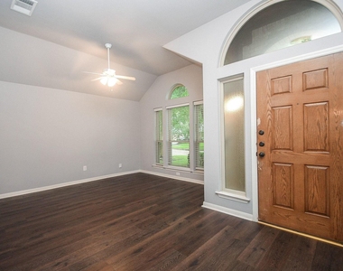 2707 Millers Falls Court - Photo Thumbnail 8