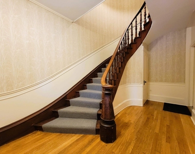 713 Central - Photo Thumbnail 2