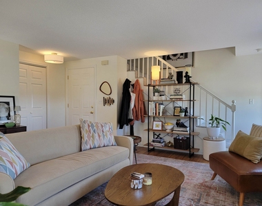 713 Central - Photo Thumbnail 4