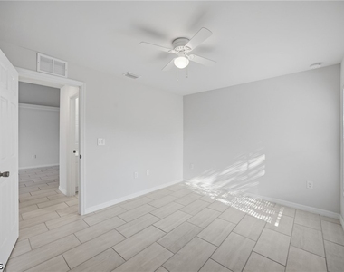 1426/1428 Cape Coral Parkway W - Photo Thumbnail 33