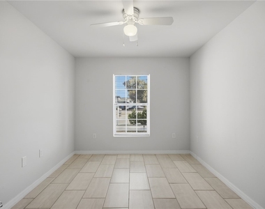 1426/1428 Cape Coral Parkway W - Photo Thumbnail 24