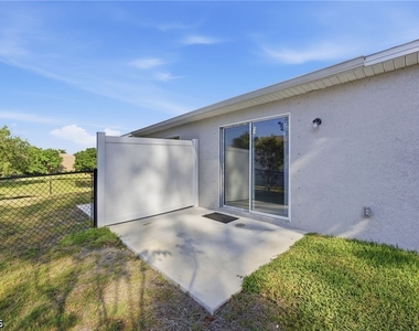 1426/1428 Cape Coral Parkway W - Photo Thumbnail 40