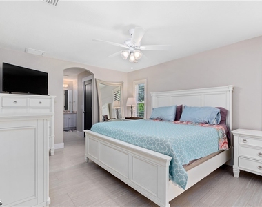3425 Se 4th Avenue - Photo Thumbnail 34