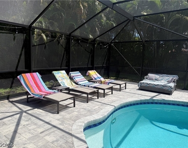 3425 Se 4th Avenue - Photo Thumbnail 5