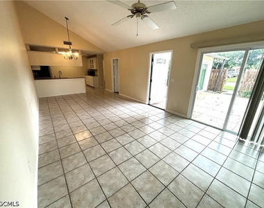 5660 Foxlake Drive - Photo Thumbnail 6