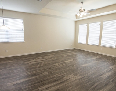 29634 Woodsons Shore Drive - Photo Thumbnail 5
