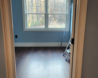 19 Metacomet - Photo Thumbnail 5