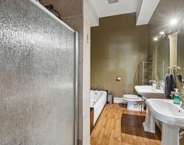 1008 Milam Street - Photo Thumbnail 10