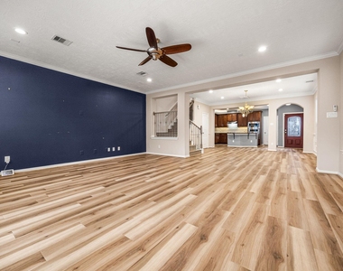 5309 Nolda Street - Photo Thumbnail 9