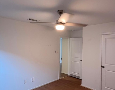 17434 Cyprian Cedar Lane - Photo Thumbnail 9
