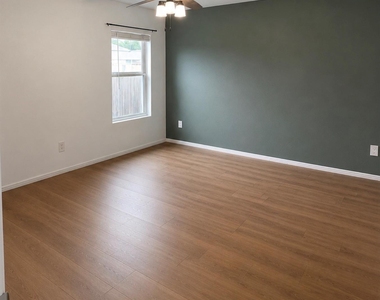 17434 Cyprian Cedar Lane - Photo Thumbnail 4