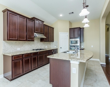 7810 Deep Green Drive - Photo Thumbnail 14