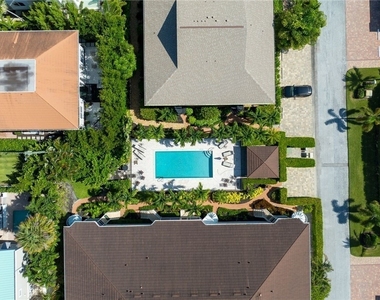 544 10th Avenue S - Photo Thumbnail 1