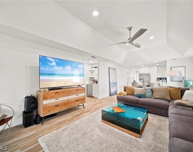 544 10th Avenue S - Photo Thumbnail 9