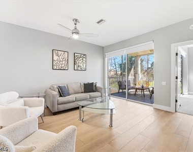 8259 Parkstone Place - Photo Thumbnail 3