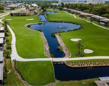 96 Glades Boulevard - Photo Thumbnail 28
