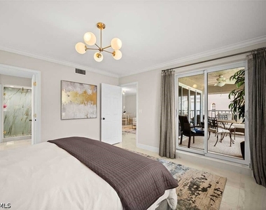 9103 Vanderbilt Drive - Photo Thumbnail 12