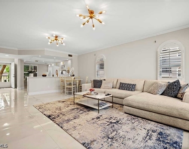 9103 Vanderbilt Drive - Photo Thumbnail 4