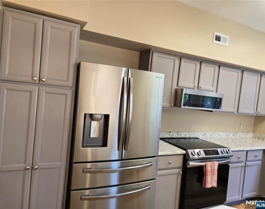 42 Birchwood - Photo Thumbnail 17