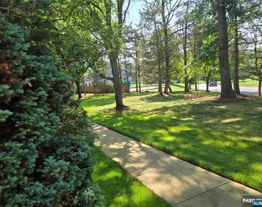42 Birchwood - Photo Thumbnail 2