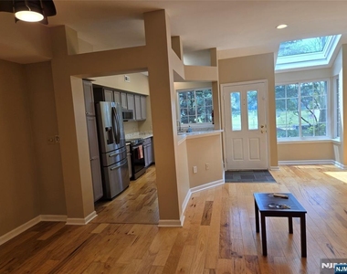 42 Birchwood - Photo Thumbnail 14