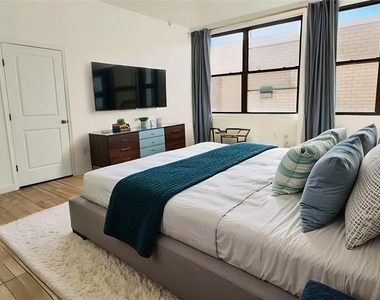 30 Howe - Photo Thumbnail 4