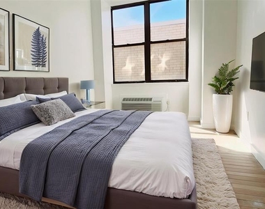 30 Howe - Photo Thumbnail 5