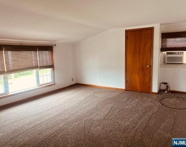 222 Union - Photo Thumbnail 6