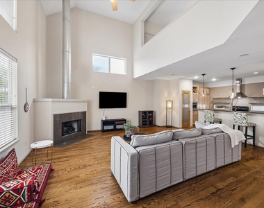 5218 Petty Street - Photo Thumbnail 11