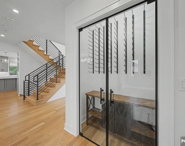 67 Westervelt - Photo Thumbnail 4