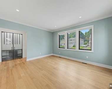 67 Westervelt - Photo Thumbnail 8
