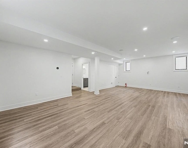 67 Westervelt - Photo Thumbnail 39