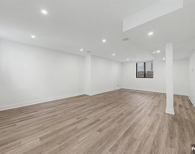 67 Westervelt - Photo Thumbnail 40