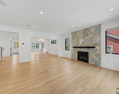 67 Westervelt - Photo Thumbnail 14