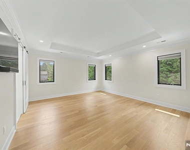 67 Westervelt - Photo Thumbnail 20