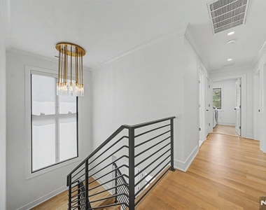 67 Westervelt - Photo Thumbnail 30