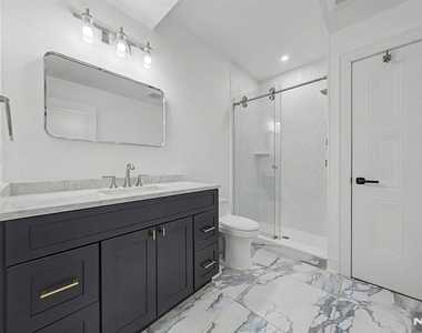 67 Westervelt - Photo Thumbnail 38
