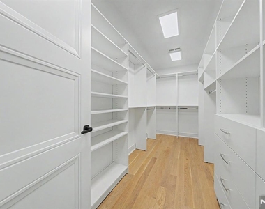 67 Westervelt - Photo Thumbnail 29