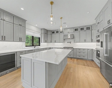 67 Westervelt - Photo Thumbnail 16
