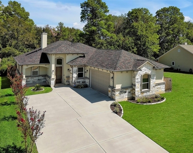 73 Wyndemere Drive - Photo Thumbnail 1