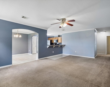 118 Tower Drive - Photo Thumbnail 4