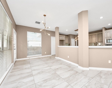 3210 Shadowwalk Drive - Photo Thumbnail 13